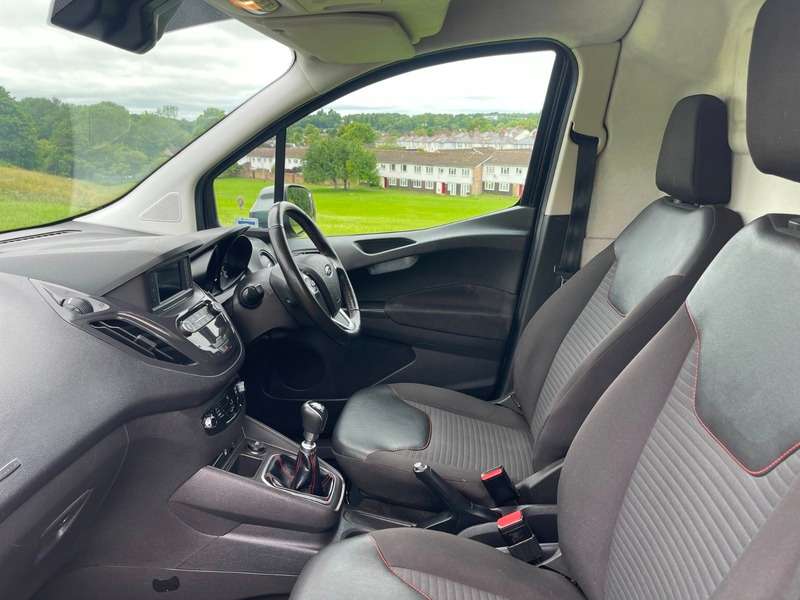 2021 FORD COURIER 2021 FORD COURIER