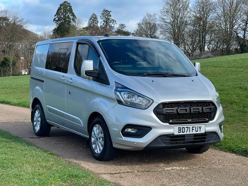 A 2021 FORD TRANSIT CUSTOM 300 LIMITED DCIV ECOBLUE A 2021 FORD TRANSIT CUSTOM 300 LIMITED DCIV ECOBLUE