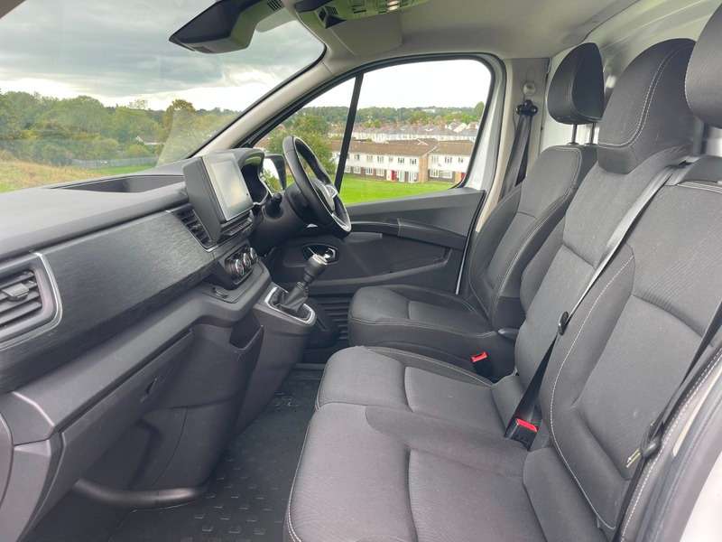 2023 RENAULT TRAFIC 2023 RENAULT TRAFIC