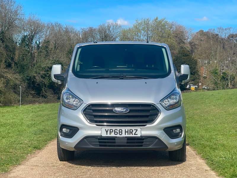 A 2018 FORD TRANSIT CUSTOM 280 LIMITED P/V L1 H1 A 2018 FORD TRANSIT CUSTOM 280 LIMITED P/V L1 H1