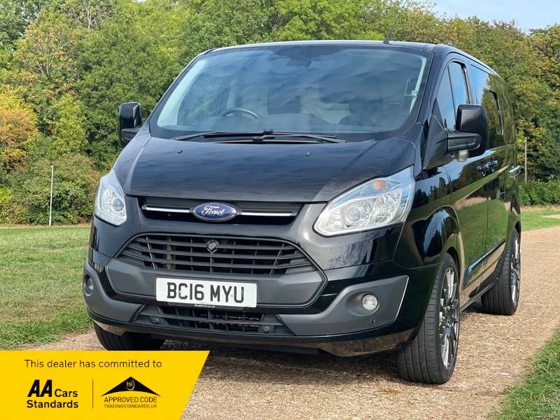 A 2016 FORD TRANSIT CUSTOM 270 LIMITED LR P/V A 2016 FORD TRANSIT CUSTOM 270 LIMITED LR P/V