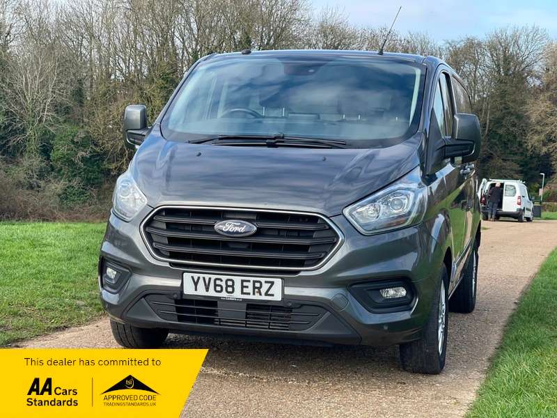 A 2018 FORD TRANSIT CUSTOM 280 LIMITED P/V L1 H1 A 2018 FORD TRANSIT CUSTOM 280 LIMITED P/V L1 H1