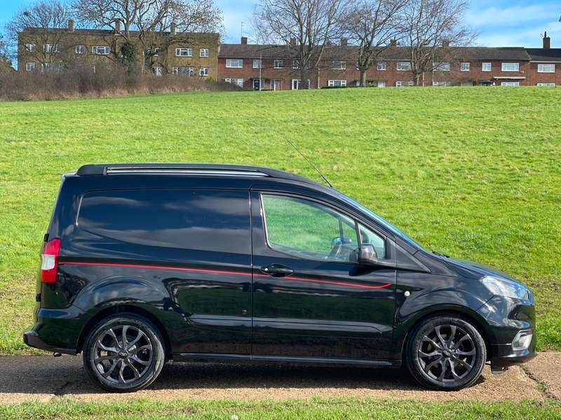 A 2020 BMW 1 SERIES SPORT TDCI A 2020 BMW 1 SERIES SPORT TDCI