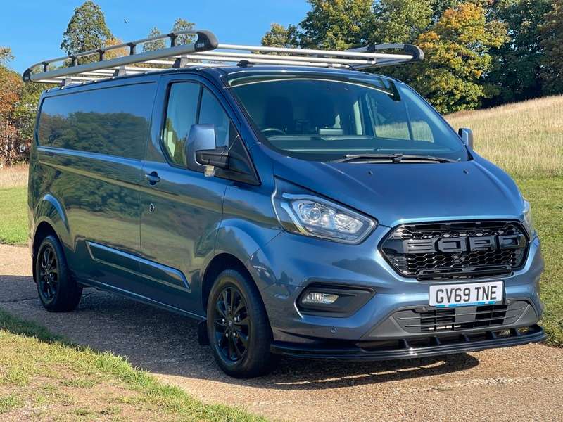 A 2019 FORD TRANSIT CUSTOM 300 LIMITED P/V ECOBLUE A 2019 FORD TRANSIT CUSTOM 300 LIMITED P/V ECOBLUE