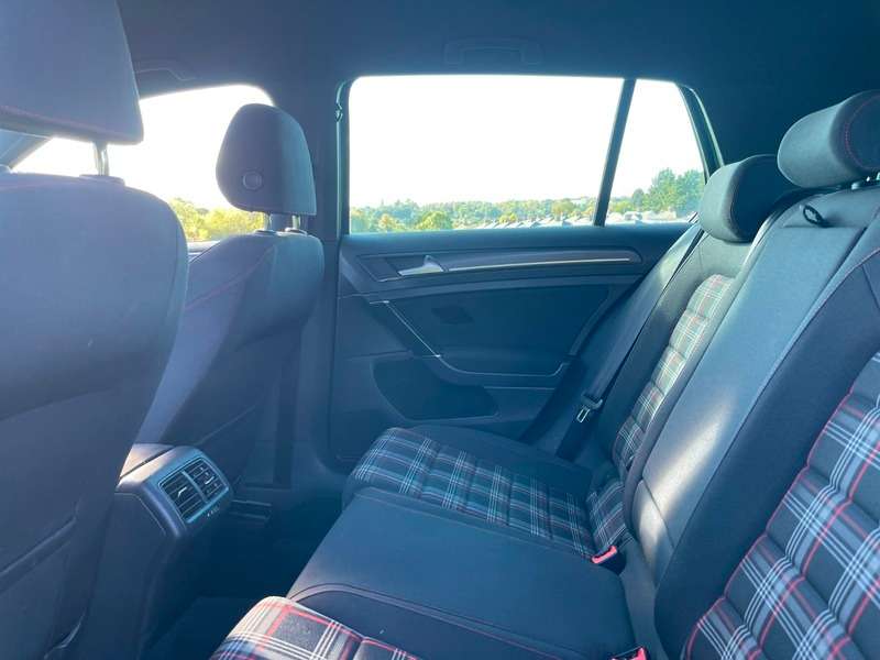 2018 VOLKSWAGEN GOLF 2018 VOLKSWAGEN GOLF