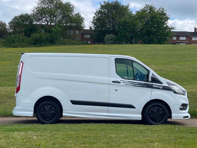 A 2018 FORD TRANSIT CUSTOM 280 TREND P/V L1 H1 A 2018 FORD TRANSIT CUSTOM 280 TREND P/V L1 H1