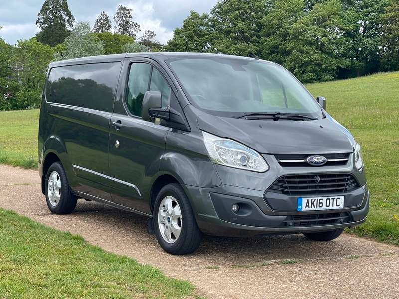 A 2016 FORD TRANSIT CUSTOM 290 LIMITED LR P/V A 2016 FORD TRANSIT CUSTOM 290 LIMITED LR P/V