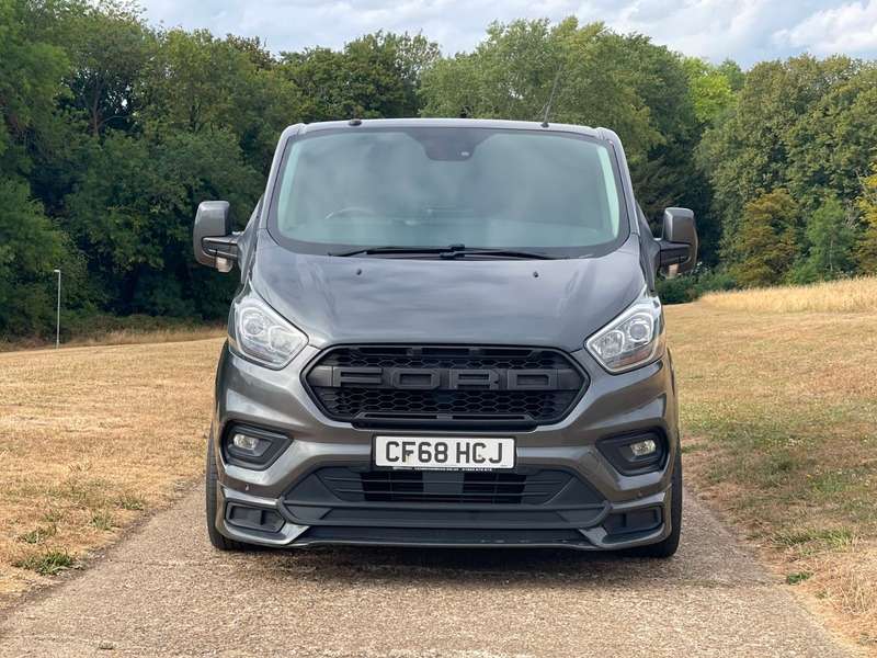 A 2019 FORD TRANSIT CUSTOM 280 LIMITED P/V L1 H1 A 2019 FORD TRANSIT CUSTOM 280 LIMITED P/V L1 H1