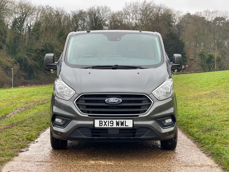 A 2019 FORD TRANSIT CUSTOM 280 LIMITED P/V L1 H1 A 2019 FORD TRANSIT CUSTOM 280 LIMITED P/V L1 H1