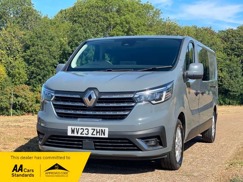 A 2023 RENAULT TRAFIC LL30 SPORT DCI A 2023 RENAULT TRAFIC LL30 SPORT DCI