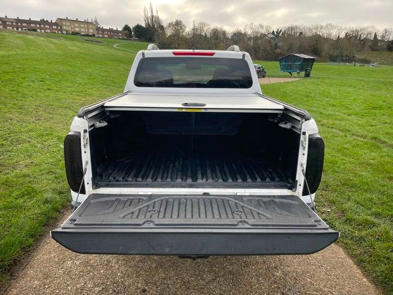 2017 NISSAN NAVARA 2017 NISSAN NAVARA