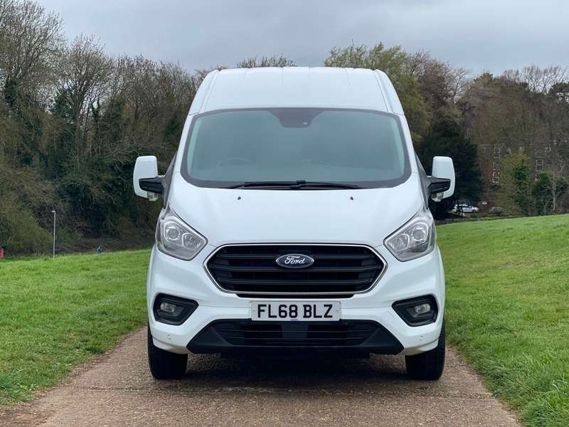 A 2018 FORD TRANSIT CUSTOM 300 LIMITED P/V L1 H2 A 2018 FORD TRANSIT CUSTOM 300 LIMITED P/V L1 H2