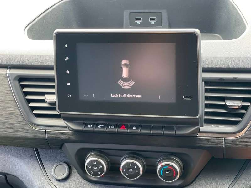 2023 RENAULT TRAFIC 2023 RENAULT TRAFIC