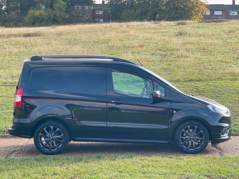 A 2020 FORD COURIER SPORT TDCI A 2020 FORD COURIER SPORT TDCI