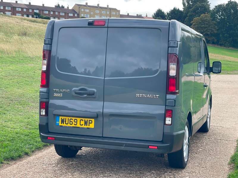 2019 RENAULT TRAFIC 2019 RENAULT TRAFIC