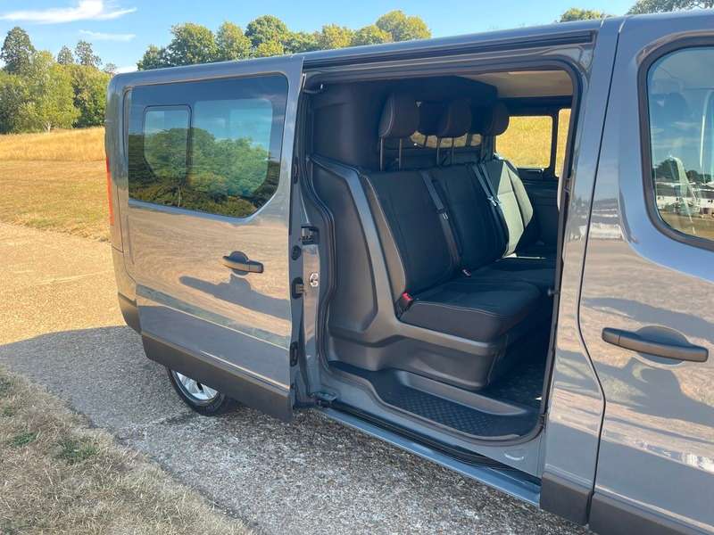 2023 RENAULT TRAFIC 2023 RENAULT TRAFIC