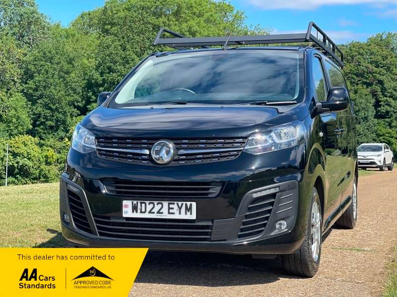 A 2022 VAUXHALL VIVARO L1H1 F3100 SPORTIVE S/S A 2022 VAUXHALL VIVARO L1H1 F3100 SPORTIVE S/S