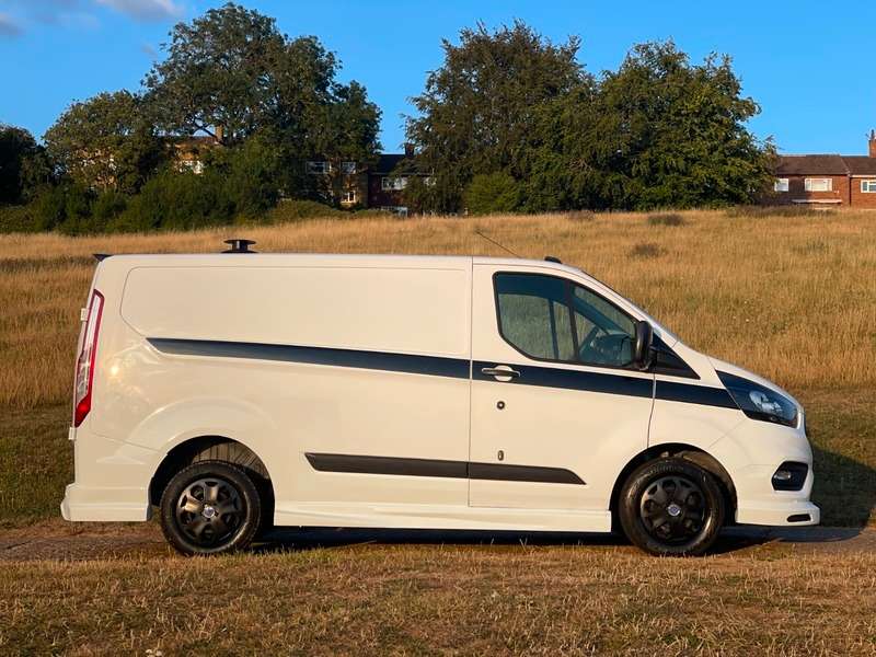 A 2020 FORD TRANSIT CUSTOM 280 LEADER P/V ECOBLUE A 2020 FORD TRANSIT CUSTOM 280 LEADER P/V ECOBLUE