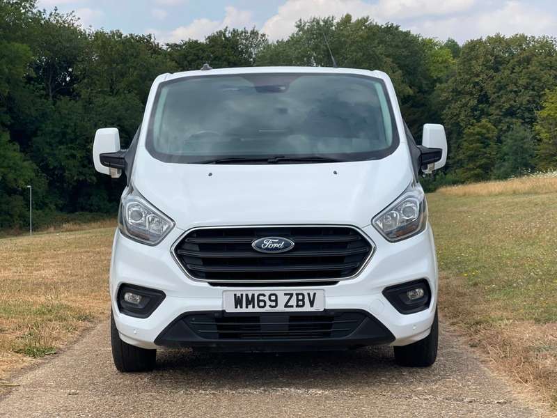 A 2020 FORD TRANSIT CUSTOM 300 LIMITED P/V ECOBLUE A 2020 FORD TRANSIT CUSTOM 300 LIMITED P/V ECOBLUE
