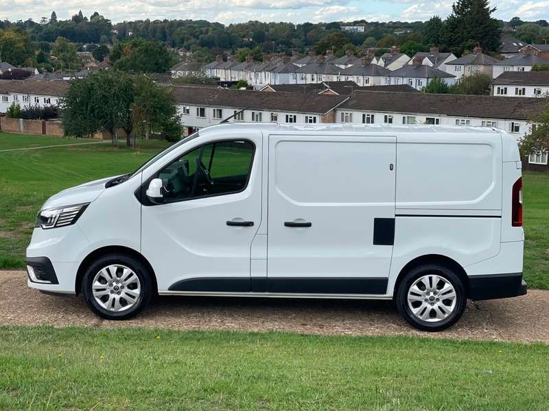 2023 RENAULT TRAFIC 2023 RENAULT TRAFIC