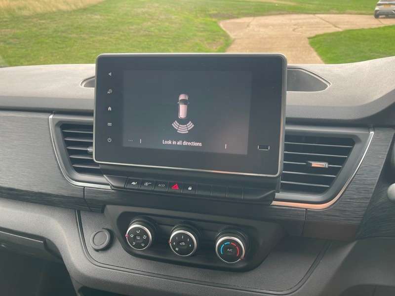 2023 RENAULT TRAFIC 2023 RENAULT TRAFIC