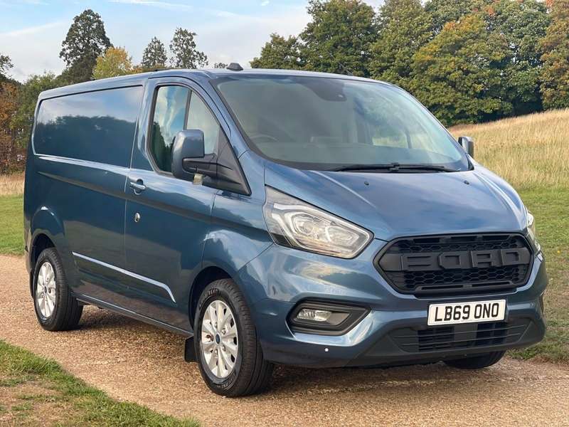 A 2019 FORD TRANSIT CUSTOM 300 LIMITED P/V ECOBLUE A 2019 FORD TRANSIT CUSTOM 300 LIMITED P/V ECOBLUE