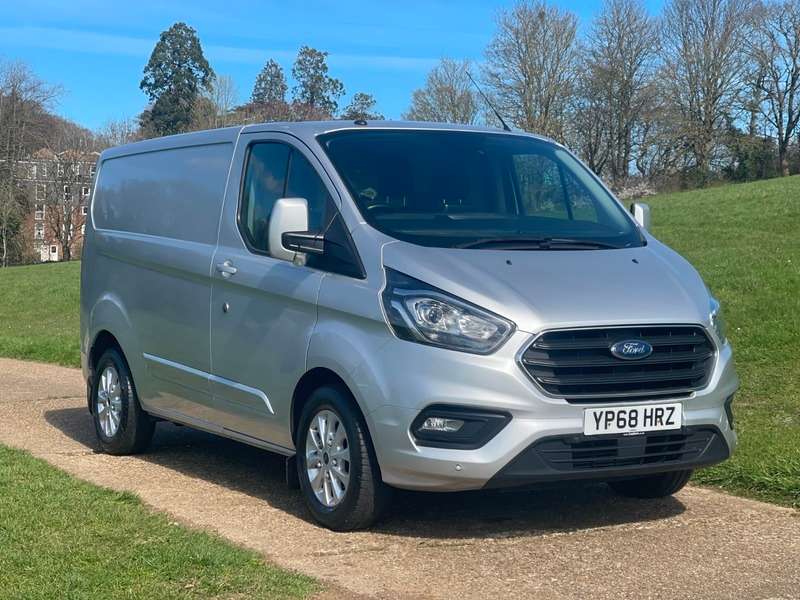 A 2018 FORD TRANSIT CUSTOM 280 LIMITED P/V L1 H1 A 2018 FORD TRANSIT CUSTOM 280 LIMITED P/V L1 H1