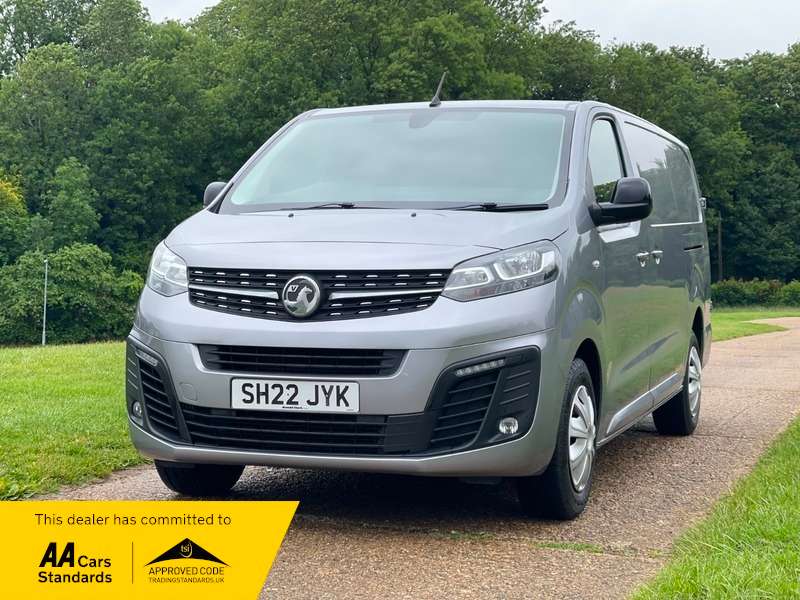 A 2022 VAUXHALL VIVARO L2H1 F3100 SPORTIVE S/S A 2022 VAUXHALL VIVARO L2H1 F3100 SPORTIVE S/S