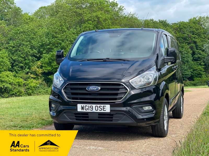 A 2019 FORD TRANSIT CUSTOM 280 LIMITED P/V L1 H1 A 2019 FORD TRANSIT CUSTOM 280 LIMITED P/V L1 H1
