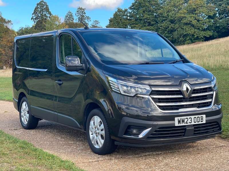 A 2023 RENAULT TRAFIC SL28 SPORT DCI A 2023 RENAULT TRAFIC SL28 SPORT DCI