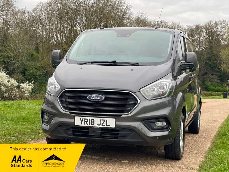 A 2018 FORD TRANSIT CUSTOM 300 LIMITED P/V L2 H1 A 2018 FORD TRANSIT CUSTOM 300 LIMITED P/V L2 H1