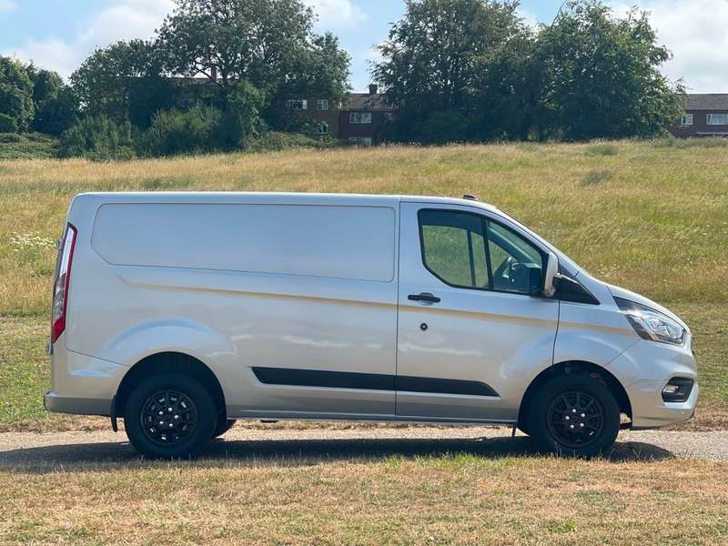 A 2019 FORD TRANSIT CUSTOM 280 TREND P/V ECOBLUE A 2019 FORD TRANSIT CUSTOM 280 TREND P/V ECOBLUE
