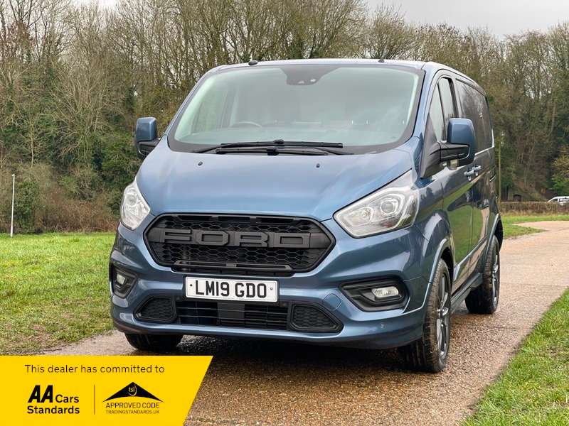 A 2019 FORD TRANSIT CUSTOM 290 SPORT P/V L1 H1 A 2019 FORD TRANSIT CUSTOM 290 SPORT P/V L1 H1