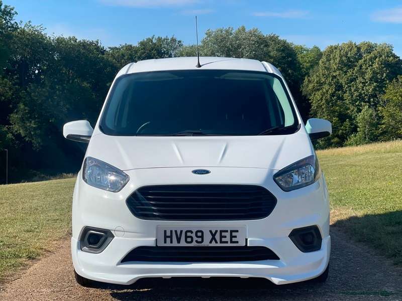A 2019 FORD COURIER BASE TDCI A 2019 FORD COURIER BASE TDCI