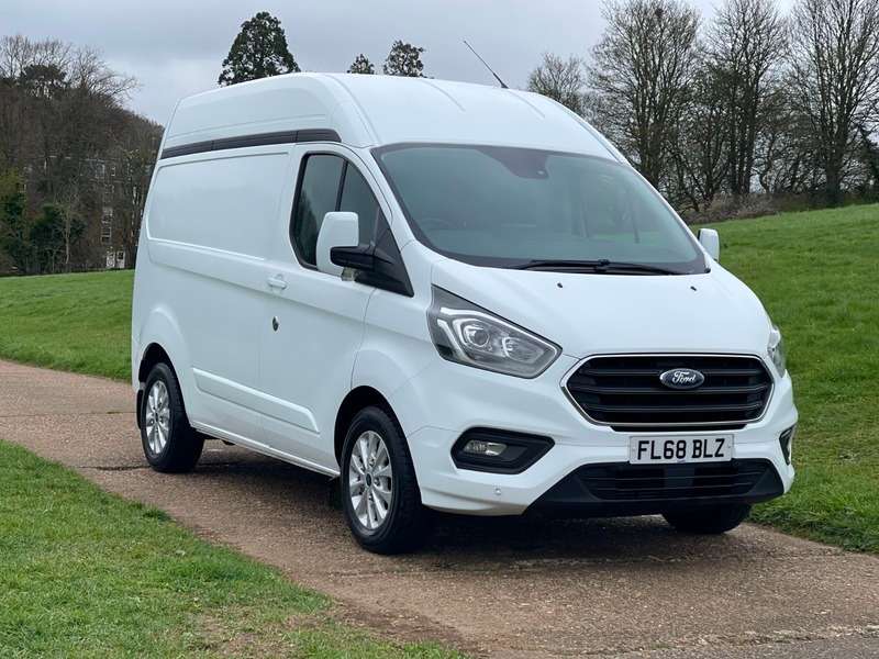 A 2018 FORD TRANSIT CUSTOM 300 LIMITED P/V L1 H2 A 2018 FORD TRANSIT CUSTOM 300 LIMITED P/V L1 H2