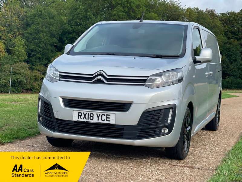 A 2018 CITROEN DISPATCH M 1250 ENTERPRISE PLUS BLUEHDI S/S EAT6 A 2018 CITROEN DISPATCH M 1250 ENTERPRISE PLUS BLUEHDI S/S EAT6