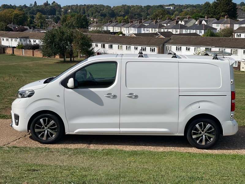 2021 TOYOTA PROACE 2021 TOYOTA PROACE