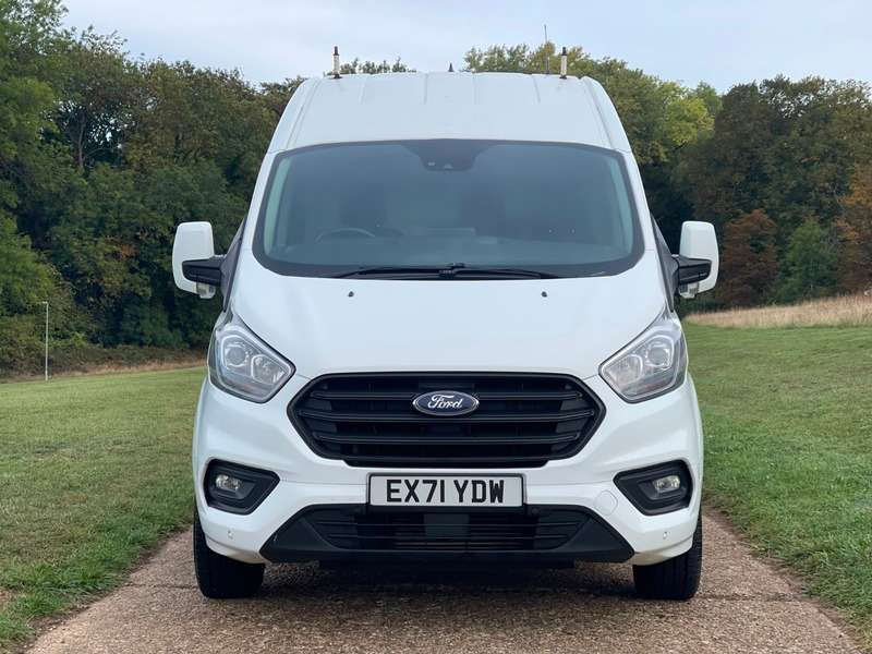 A 2021 FORD TRANSIT CUSTOM 300 TREND P/V ECOBLUE A 2021 FORD TRANSIT CUSTOM 300 TREND P/V ECOBLUE