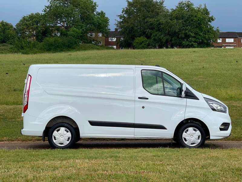 A 2022 FORD TRANSIT CUSTOM 280 TREND P/V ECOBLUE A 2022 FORD TRANSIT CUSTOM 280 TREND P/V ECOBLUE