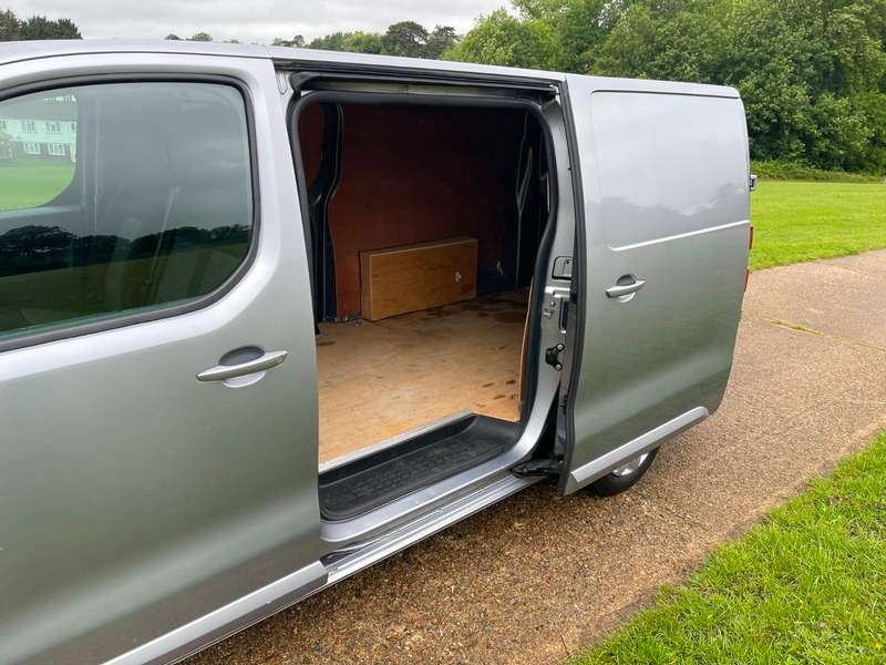 2022 VAUXHALL VIVARO 2022 VAUXHALL VIVARO