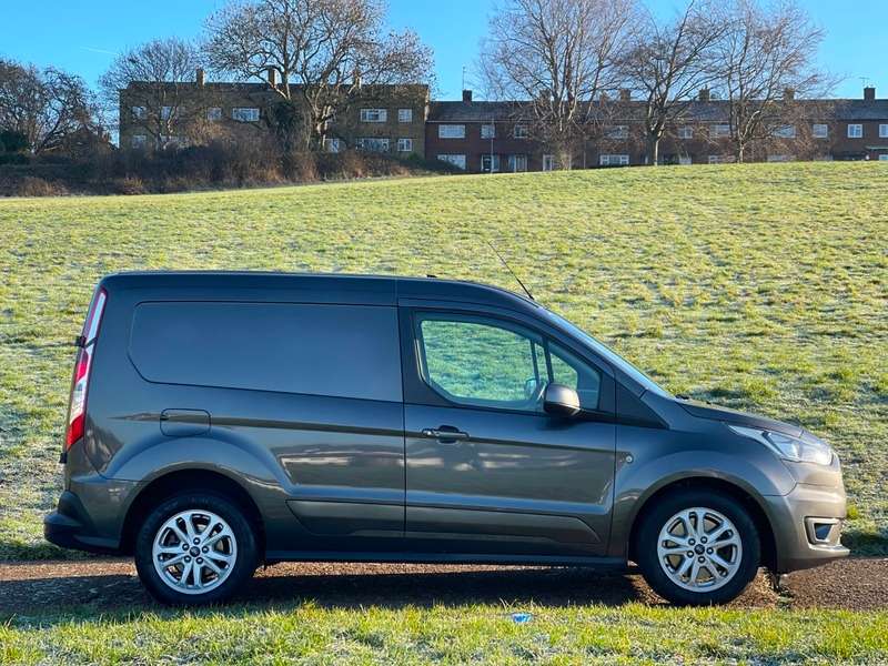 A 2021 FORD TRANSIT CONNECT 200 LIMITED TDCI A 2021 FORD TRANSIT CONNECT 200 LIMITED TDCI