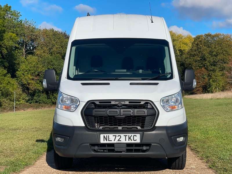 A 2022 FORD TRANSIT 350 TREND P/V ECOBLUE A 2022 FORD TRANSIT 350 TREND P/V ECOBLUE