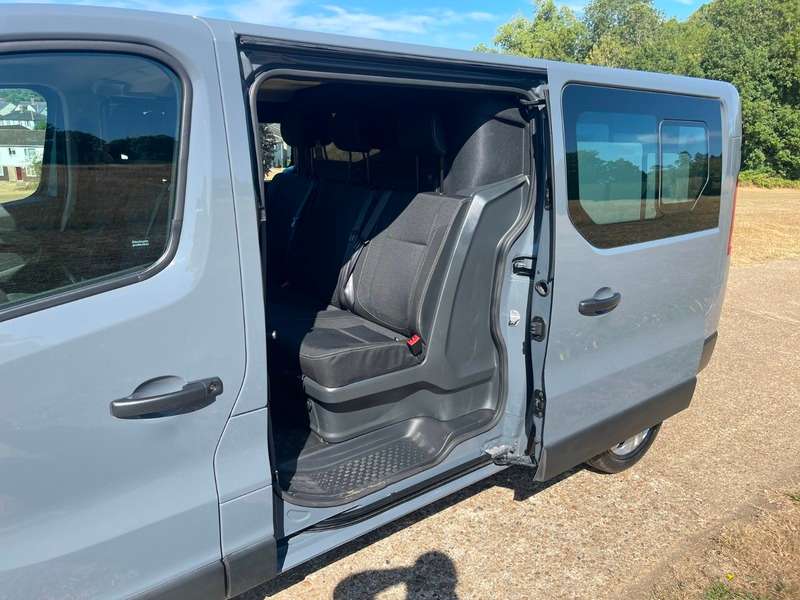 2023 RENAULT TRAFIC 2023 RENAULT TRAFIC