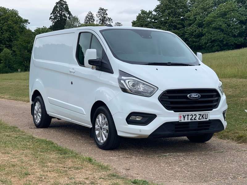 A 2022 FORD TRANSIT CUSTOM 320 LIMITED P/V ECOBLUE A 2022 FORD TRANSIT CUSTOM 320 LIMITED P/V ECOBLUE