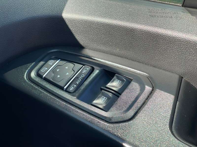 2023 RENAULT TRAFIC 2023 RENAULT TRAFIC