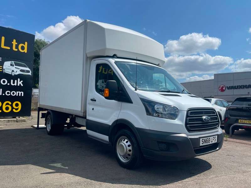 A 2018 FORD TRANSIT 350 L3 C/C A 2018 FORD TRANSIT 350 L3 C/C