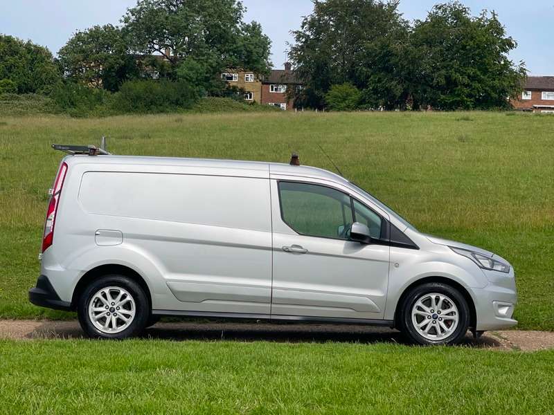 A 2019 FORD TRANSIT CONNECT 240 LIMITED TDCI A 2019 FORD TRANSIT CONNECT 240 LIMITED TDCI