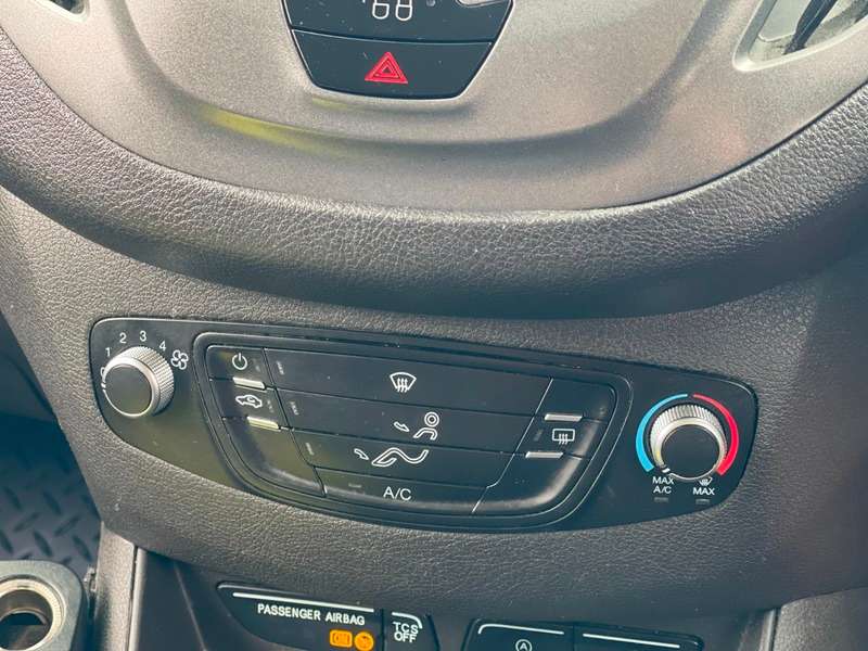 2019 FORD COURIER 2019 FORD COURIER