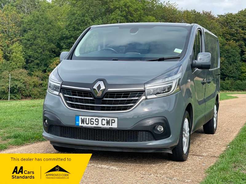 A 2019 RENAULT TRAFIC SL28 SPORT ENERGY DCI A 2019 RENAULT TRAFIC SL28 SPORT ENERGY DCI