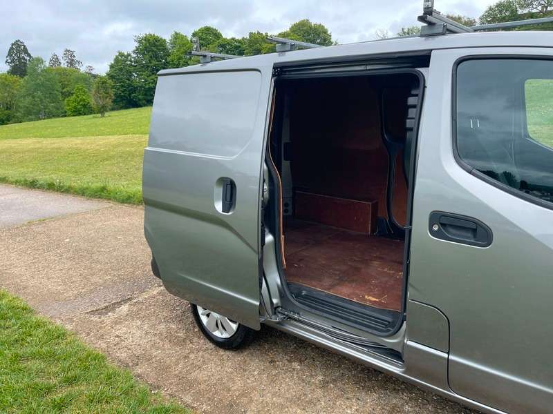 2019 NISSAN NV200 2019 NISSAN NV200